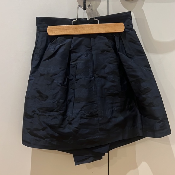 Banana Republic Navy Blue Camo Skirt - Picture 2 of 4